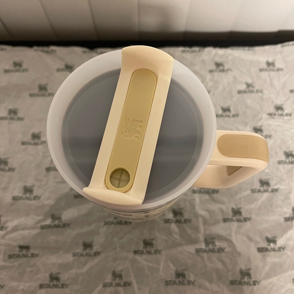 Stanley Tumbler with Cream and iridescent accents - Picture 2 of 10